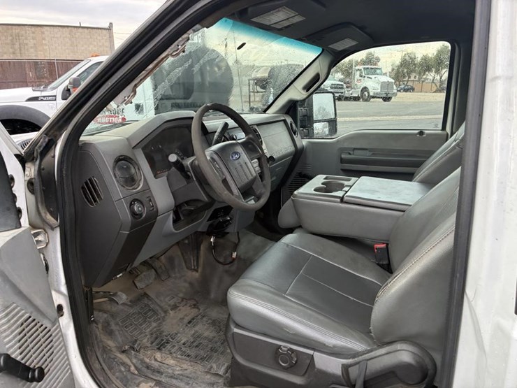 2012-ford-f250-image-9