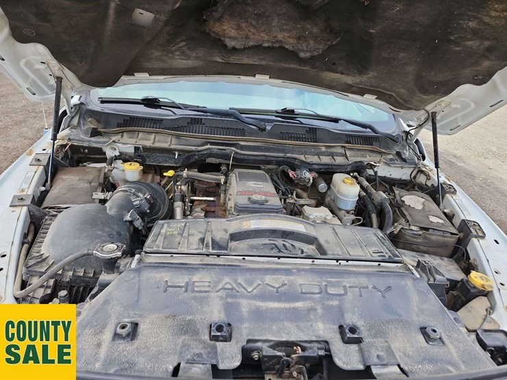 2010-dodge-ram-2500-image-24