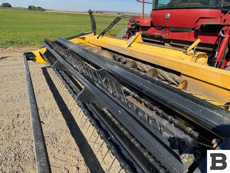 new-holland-h8040-image-11