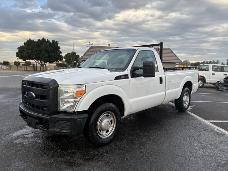 2012-ford-f250-image-1