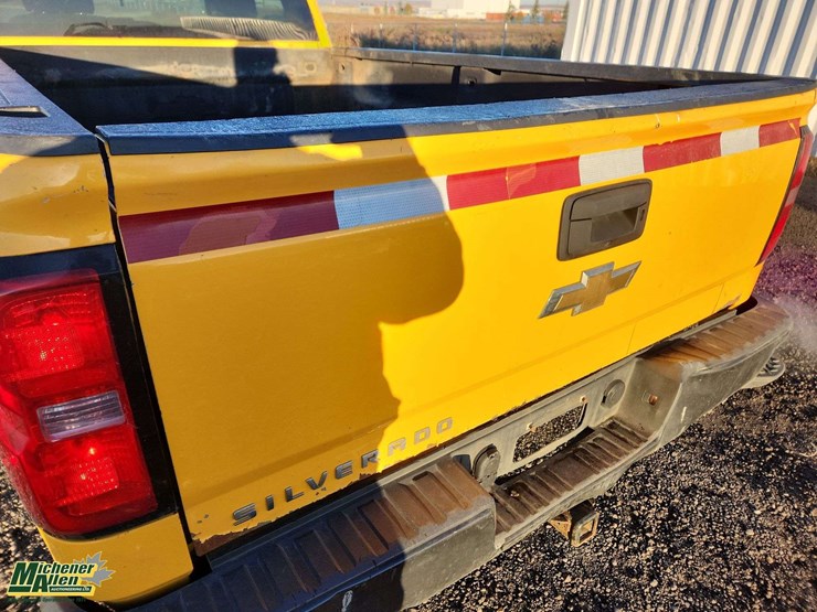 2018-chevrolet-silverado-1500-image-42