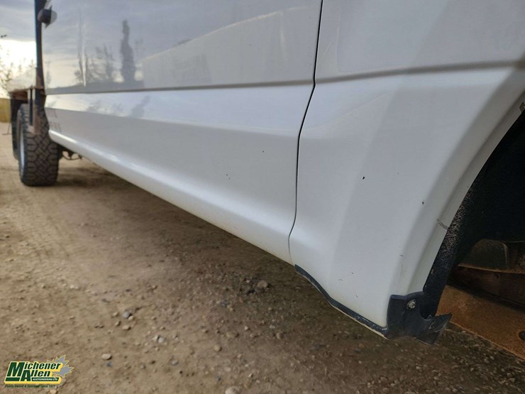 2020-ford-f350-image-41