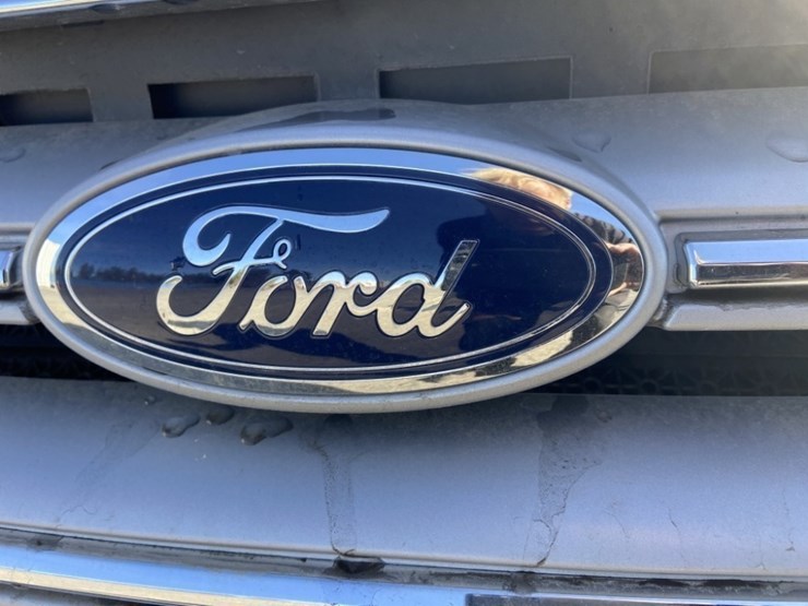 2017-ford-escape-se-image-9
