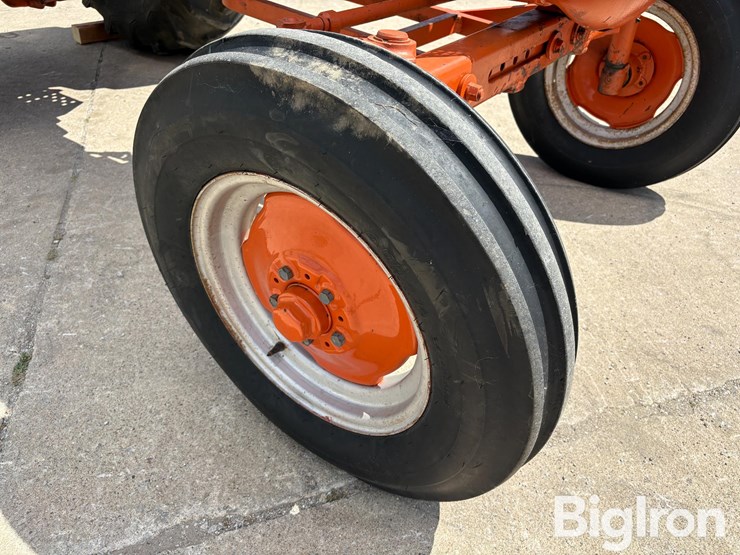 1960-allis-chalmers-d17-image-11