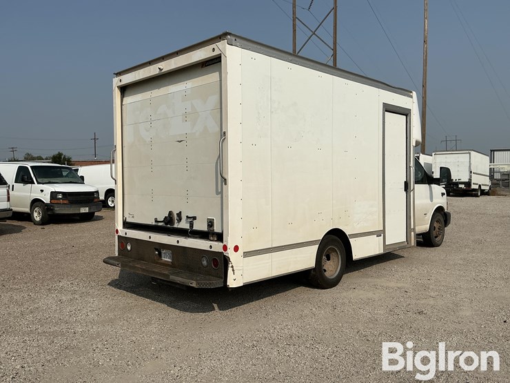 chevrolet-express-g3500-image-5