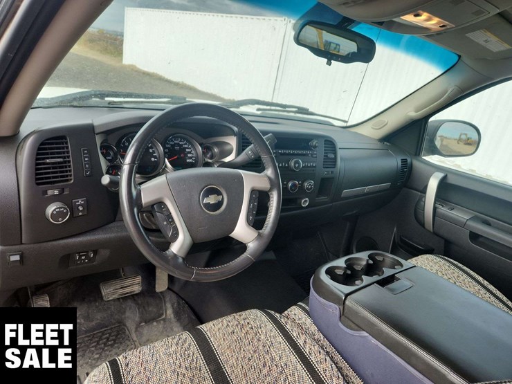 2010-chevrolet-silverado-1500-lt-image-10