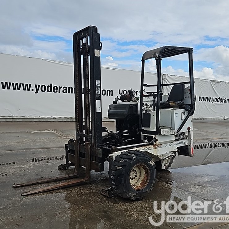 2004 MOFFETT M5500