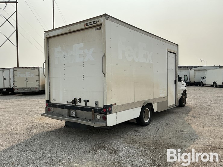 ford-e350-image-5