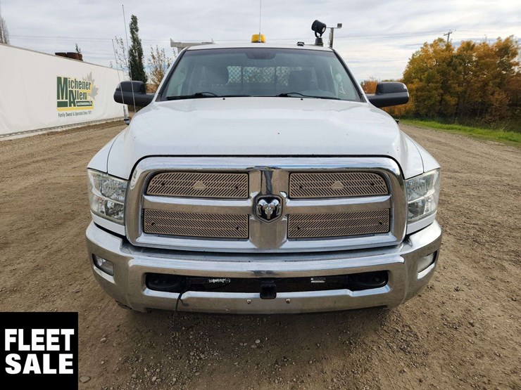 2015-ram-2500-slt-image-8