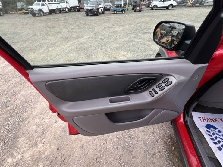 2002-ford-escape-image-25