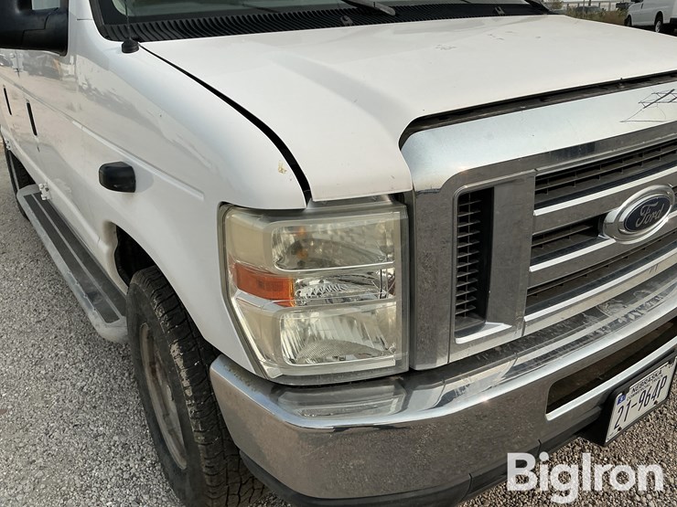 2010-ford-e250-image-12