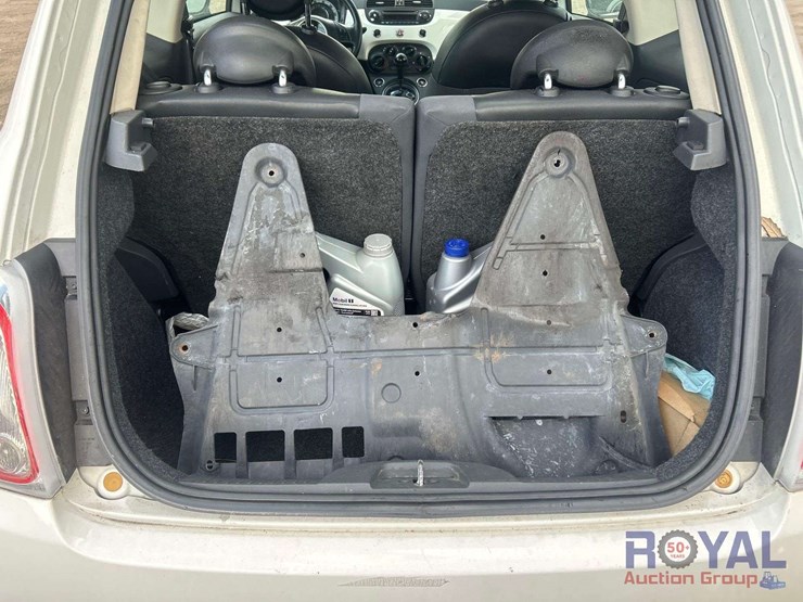 2013-fiat-500-image-23