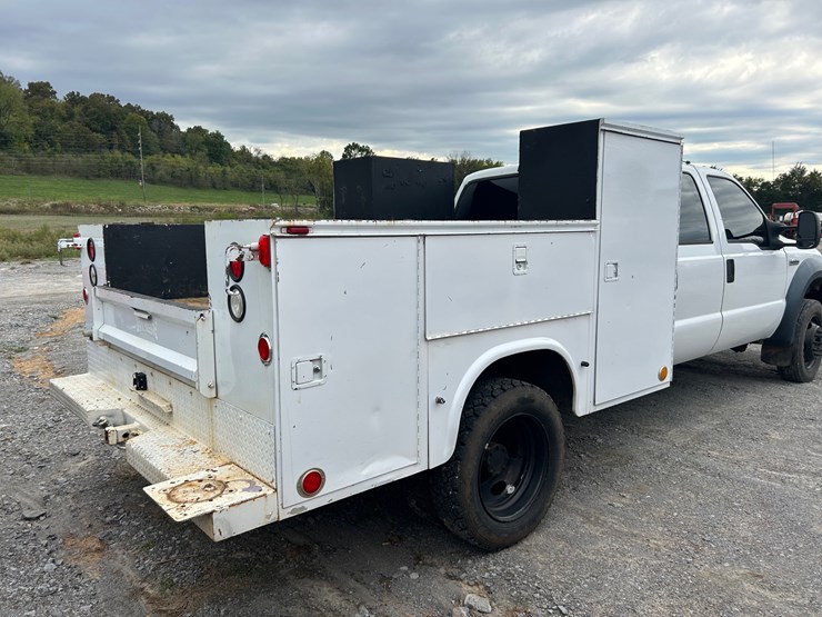 2006-ford-f450-image-6
