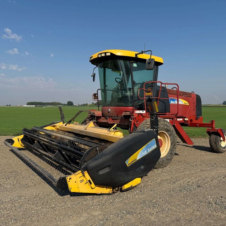 NEW HOLLAND H8040