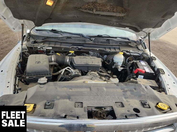 2011-ram-1500-slt-image-24