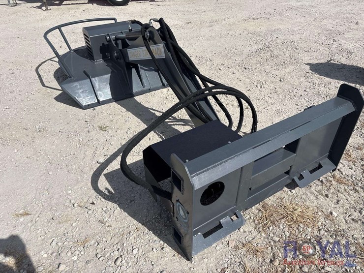 wolverine-hydraulic-slope-mower-skid-steer-attachment-image-3
