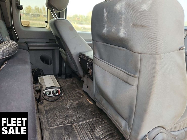 2013-ford-f350-image-27