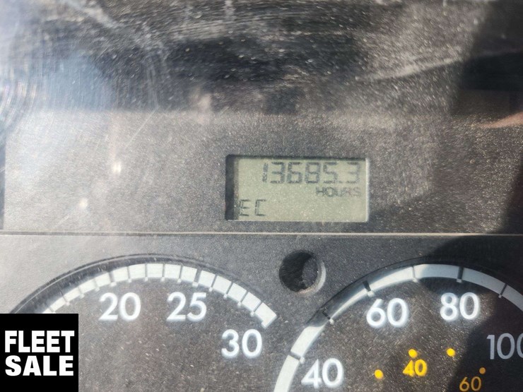 2003-sterling-lt9500-image-7