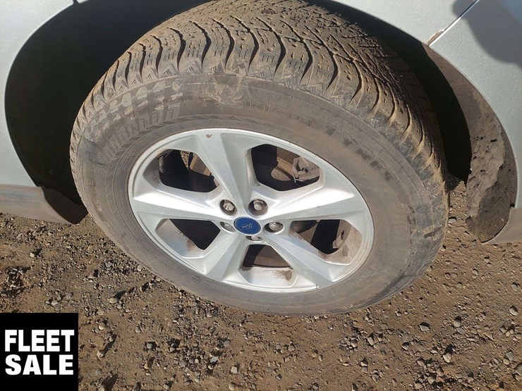 2016-ford-edge-image-19