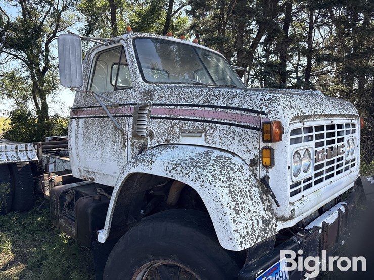1975-gmc-9500-image-12