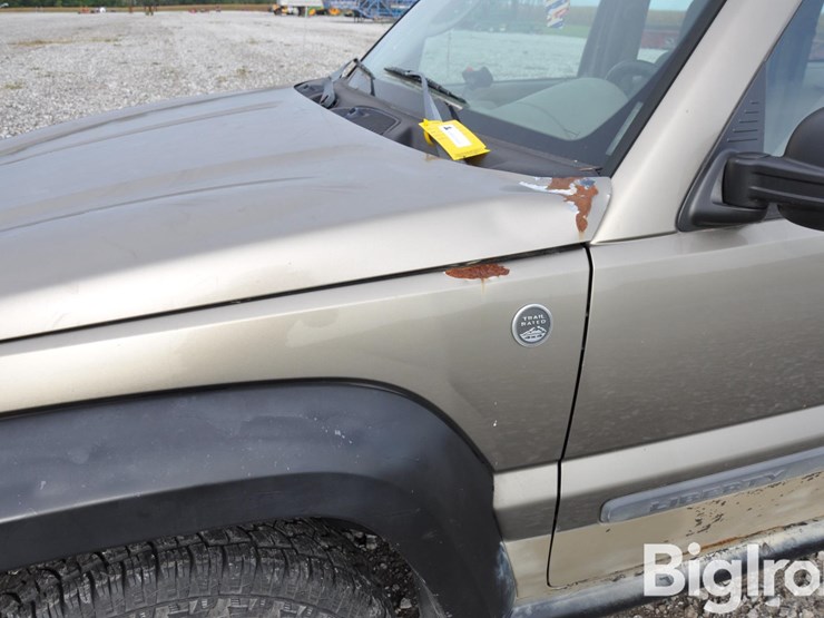 2005-jeep-liberty-image-10