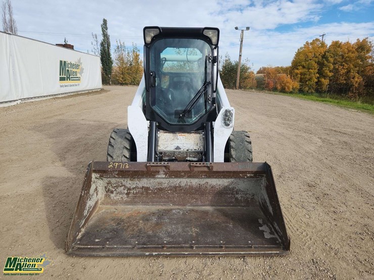 2010-bobcat-s650-image-21