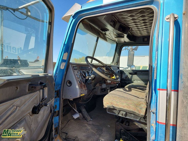 2001-western-star-4900-image-18