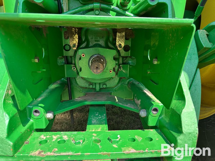 2009-john-deere-8330-image-10