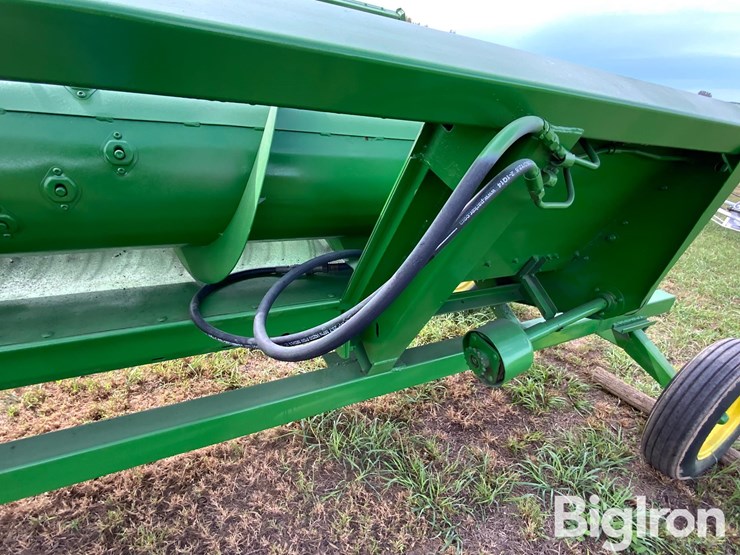 john-deere-212-image-14