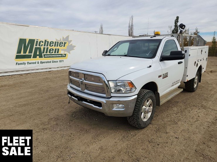 2015-ram-2500-slt-image-1