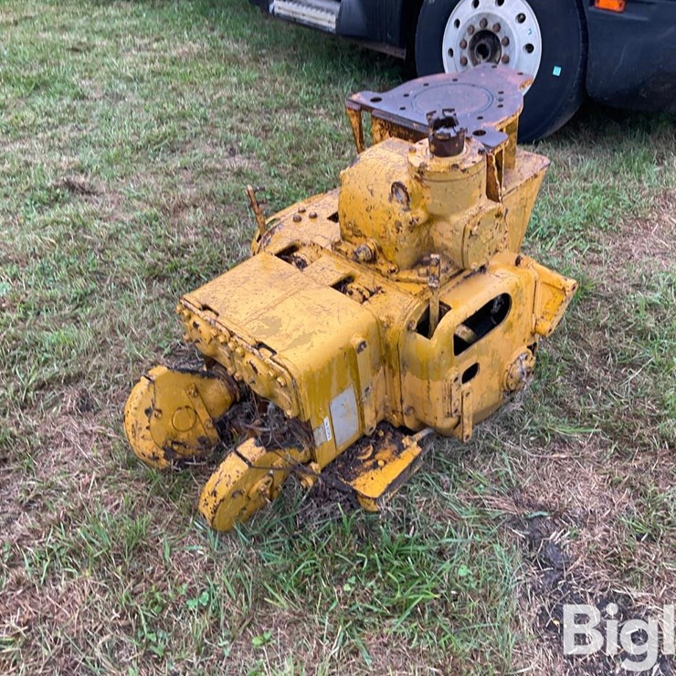 CATERPILLAR D6