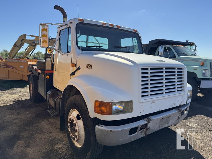 1994-international-4700-image-27