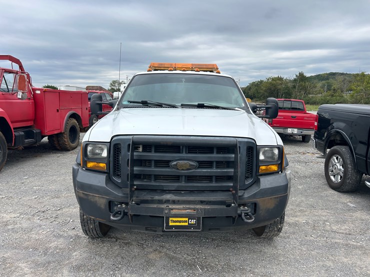 2006-ford-f450-image-3