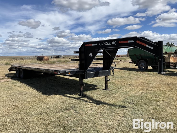 2010-circle-m-t/a-gooseneck-flatbed-trailer-image-3