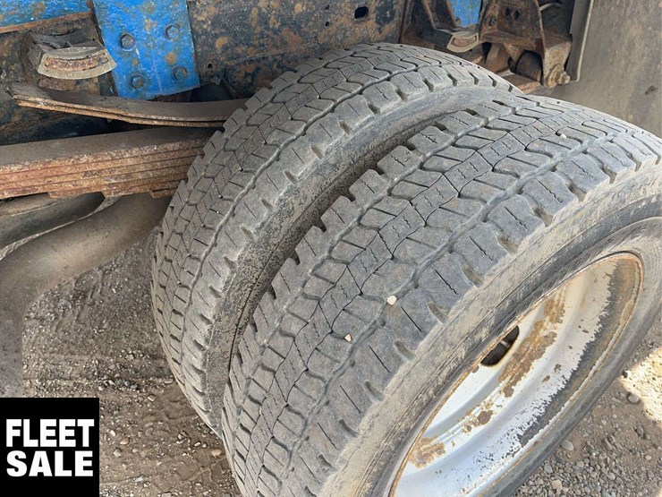 non-operable-2012-ram-5500-4x4-s/a-dump-truck-image-9