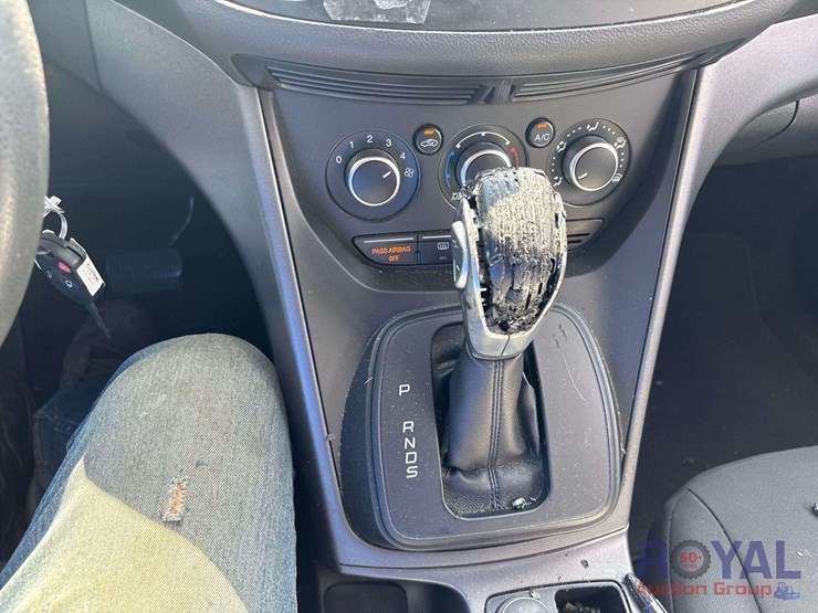 2016-ford-escape-image-16