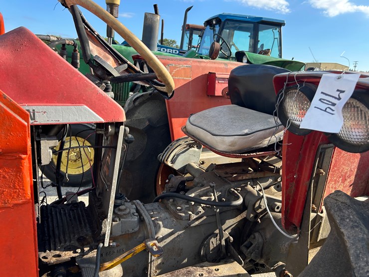 massey-ferguson-165-image-8