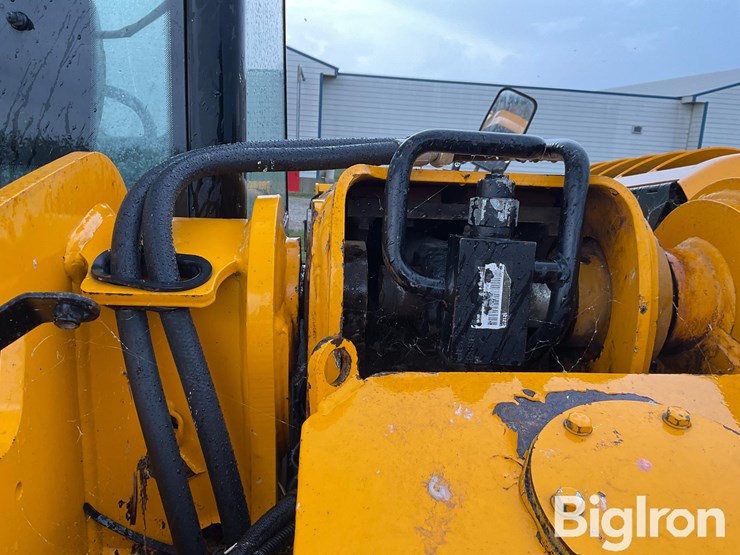 2014-jcb-526-56-image-20