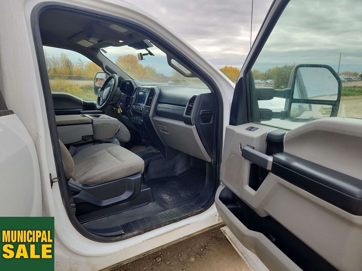 2020-ford-f350-image-27