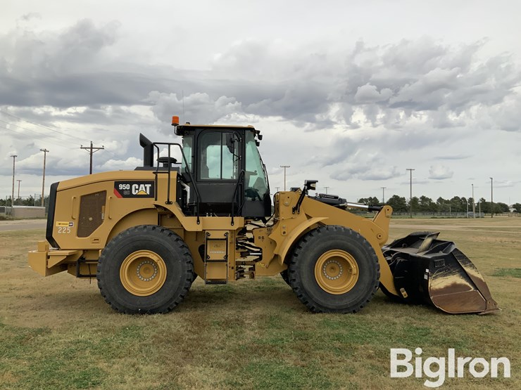 2020-caterpillar-950gc-image-4