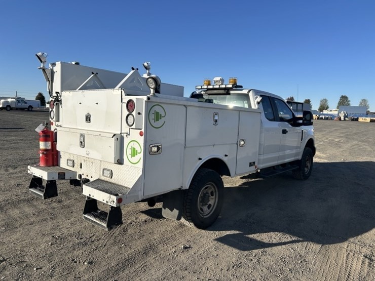 2017-ford-f350-image-6