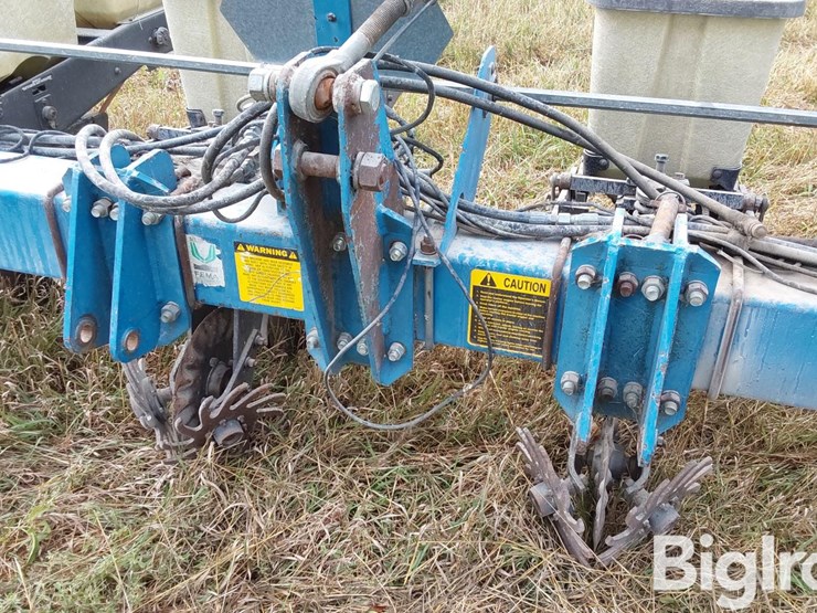 kinze-2100-image-12