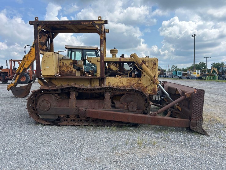 caterpillar-d6c-image-4