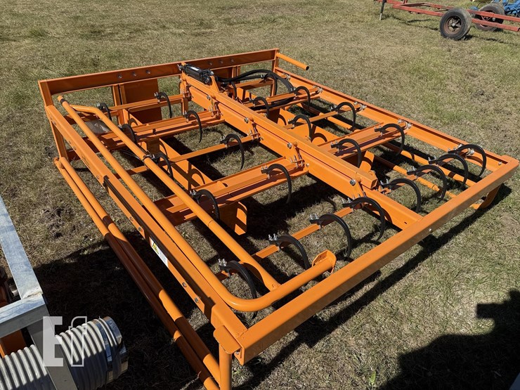 6-square-bale-grapple-carrirer-image-1