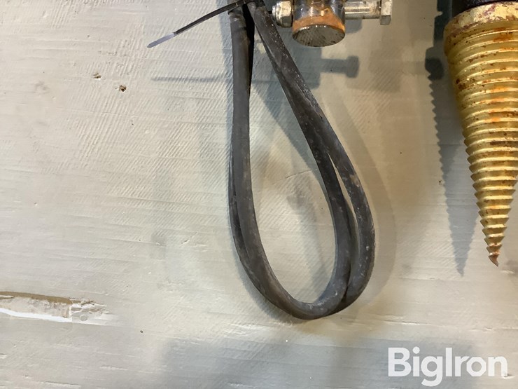 mini-excavator-wood-splitter-image-10