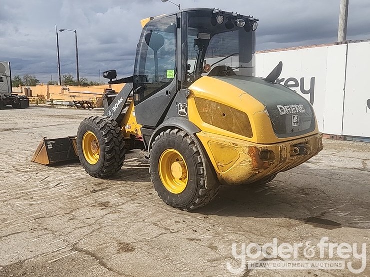2016-deere-304k-image-3