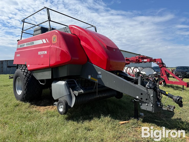 2014-massey-ferguson-2290-image-1