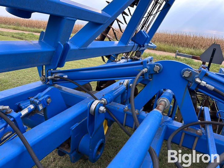 2011-landoll-7431-26-image-13