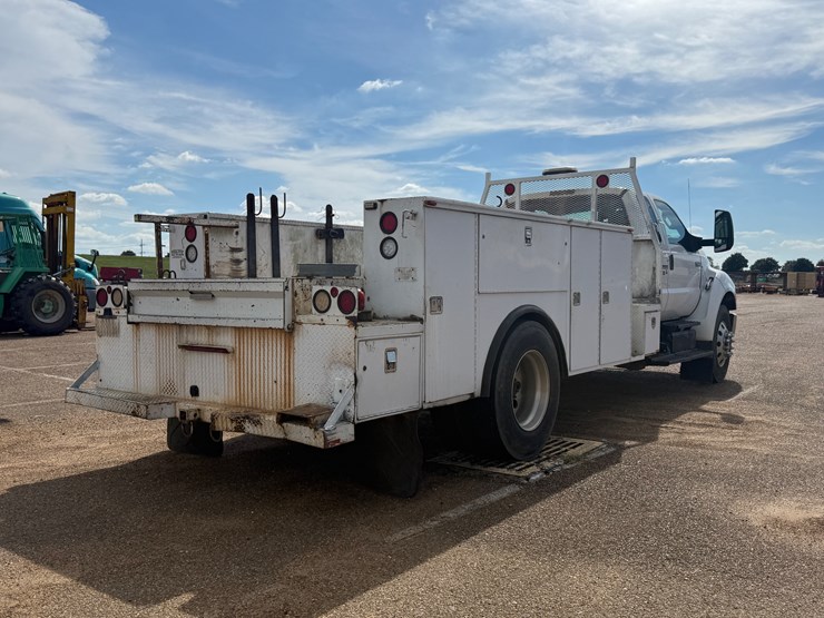 2015-ford-f650-image-5