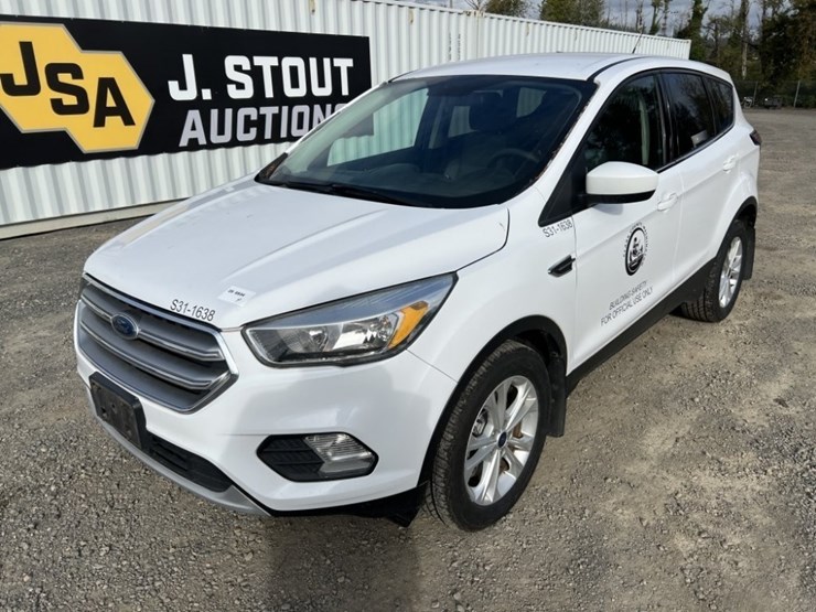 2017-ford-escape-image-1
